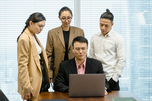 Gestion de la marque employeur : clés pour attirer et fidéliser